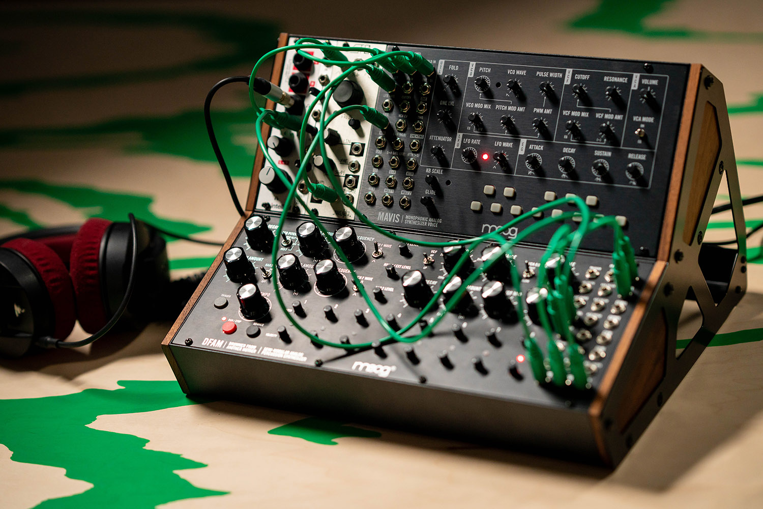 moogmavislast.jpg